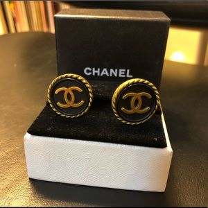 Authentic Vintage Chanel CC logo clip on earrings